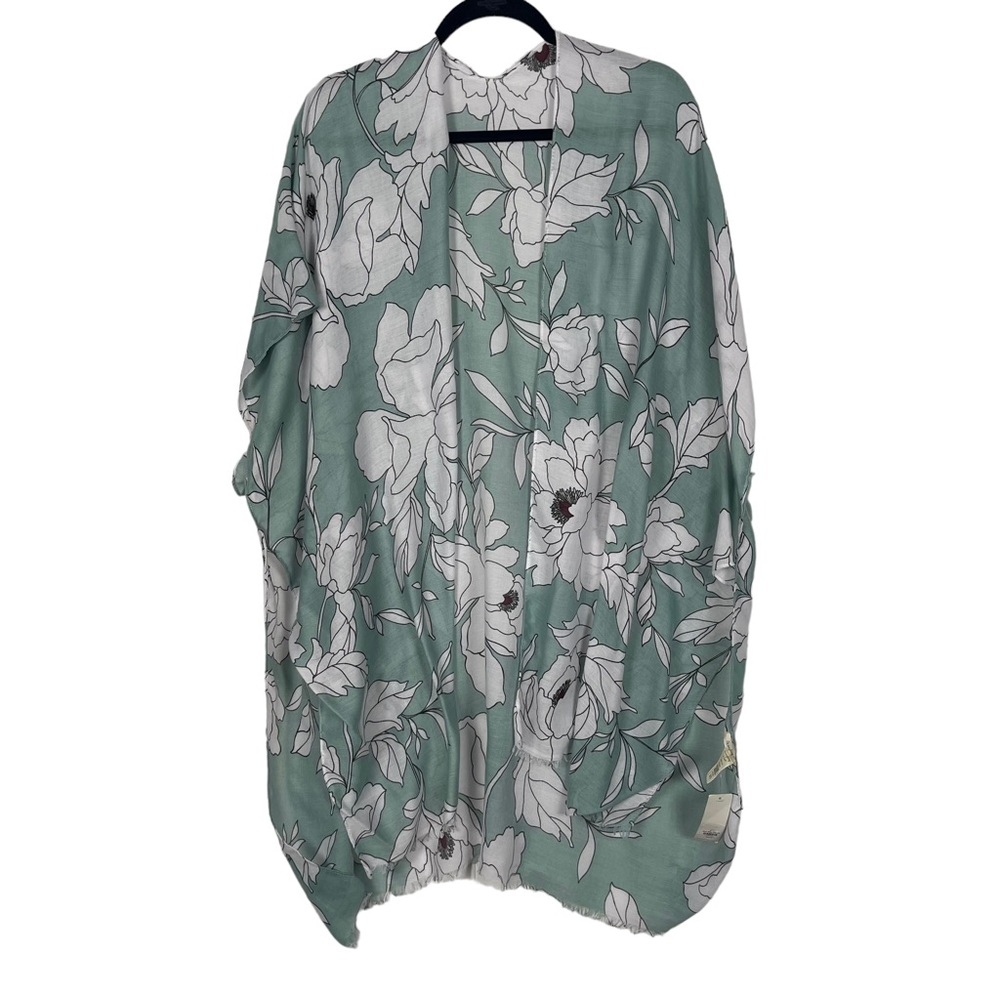 Francescas over size floral romantic boho casual kimono coverup woman one size